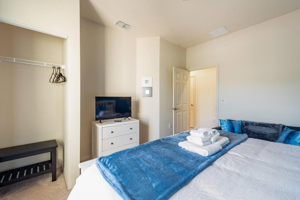 Super Comfy And Spacious 3 Bedroom 10 Minutes From Disney, With Major Shopping 4 Minutes Away Kissimmee Exteriör bild